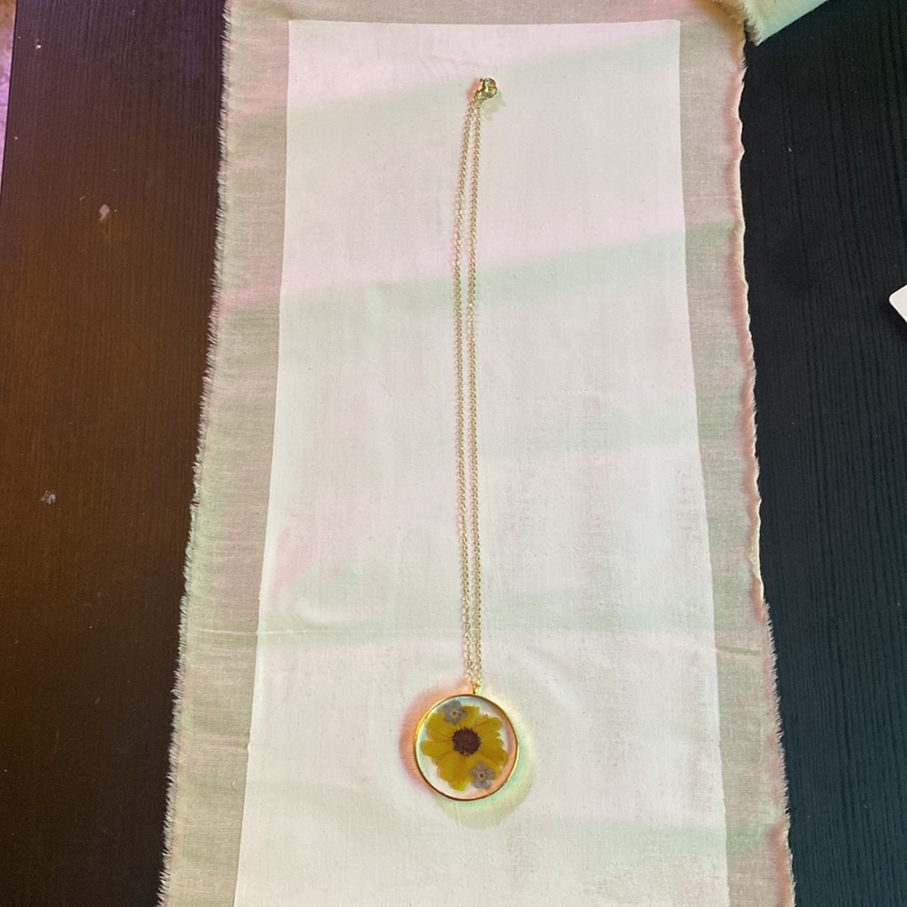 Sunflower and forget me not necklace - Picture 2 of 3